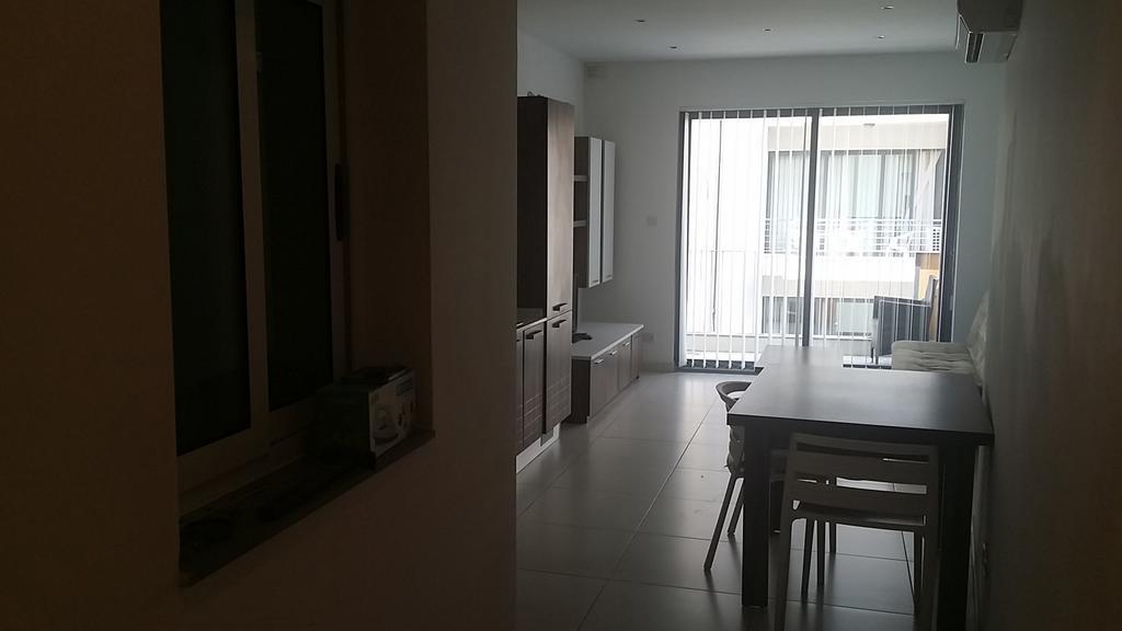 Paceville Montecarlo Apartments St. Julian's Quarto foto