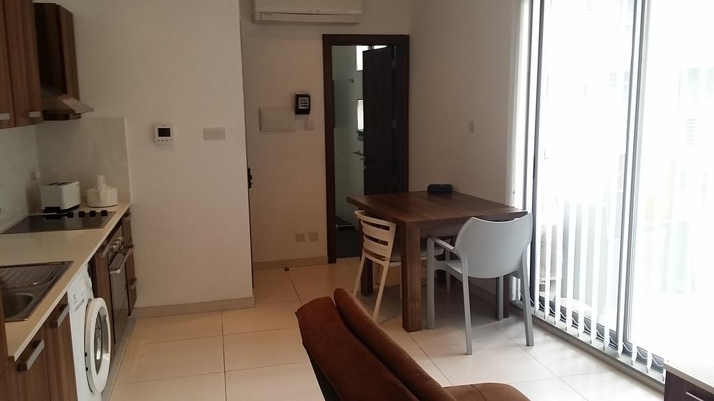 Paceville Montecarlo Apartments St. Julian's Quarto foto